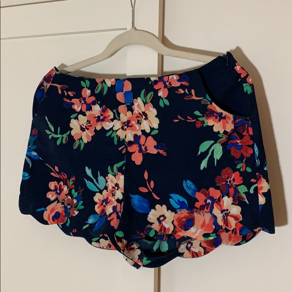 Love Tree LA Floral Shorts